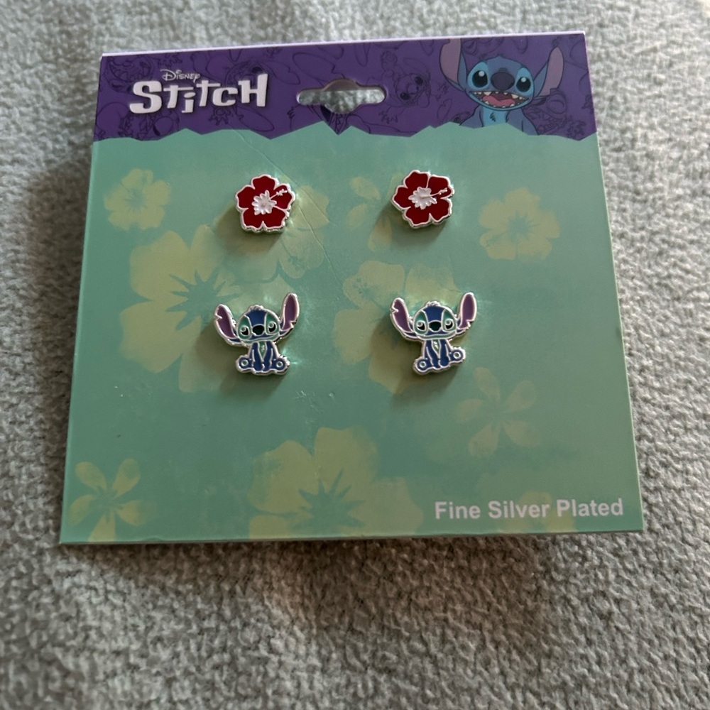 Disney Stitch earring set
